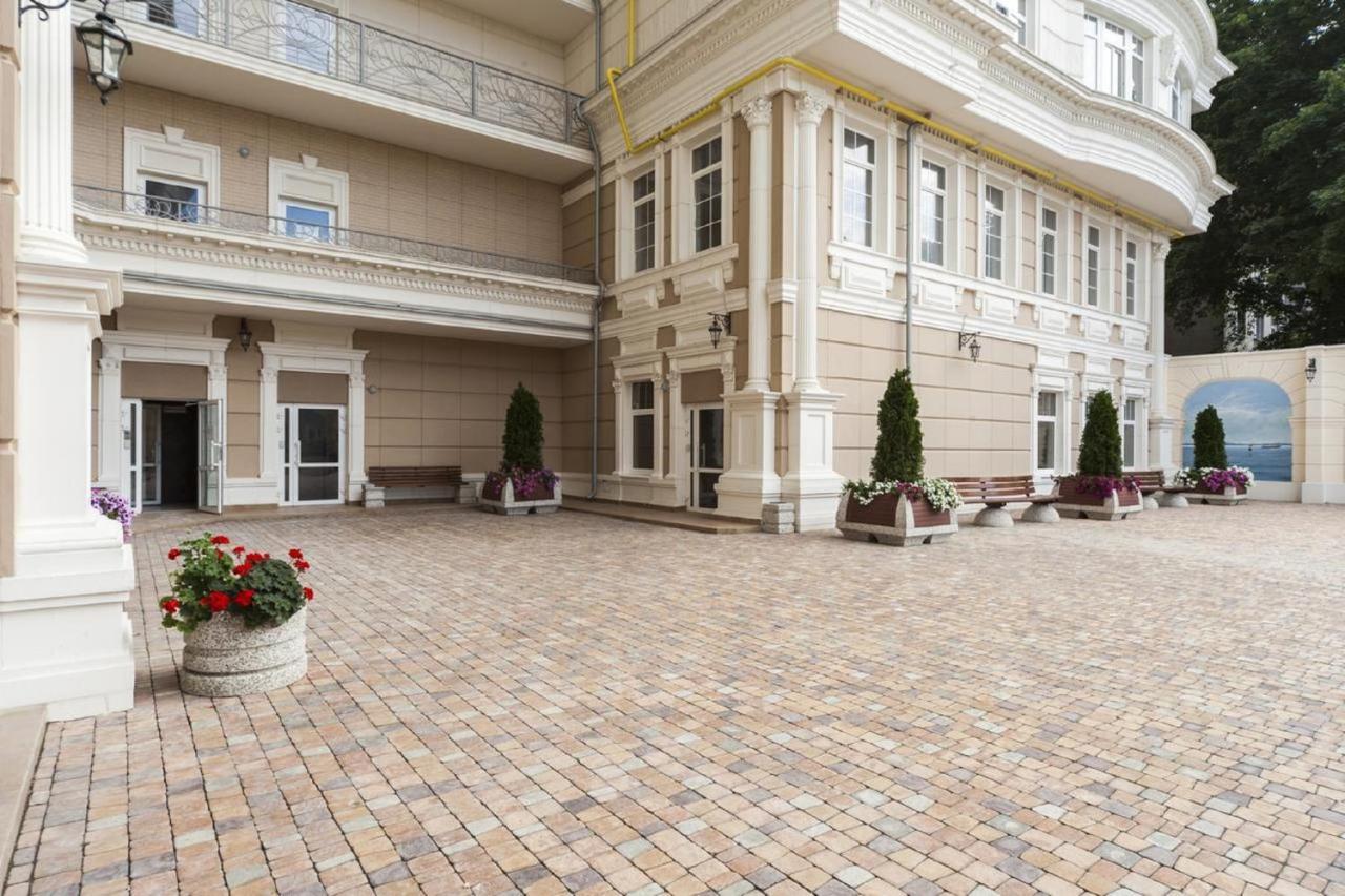 Sunny Belle Apartments Odesa Exterior foto